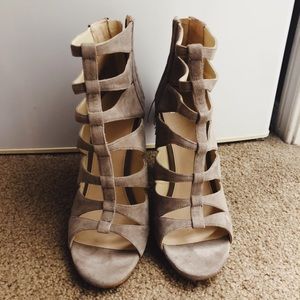Marc Fisher suede heels